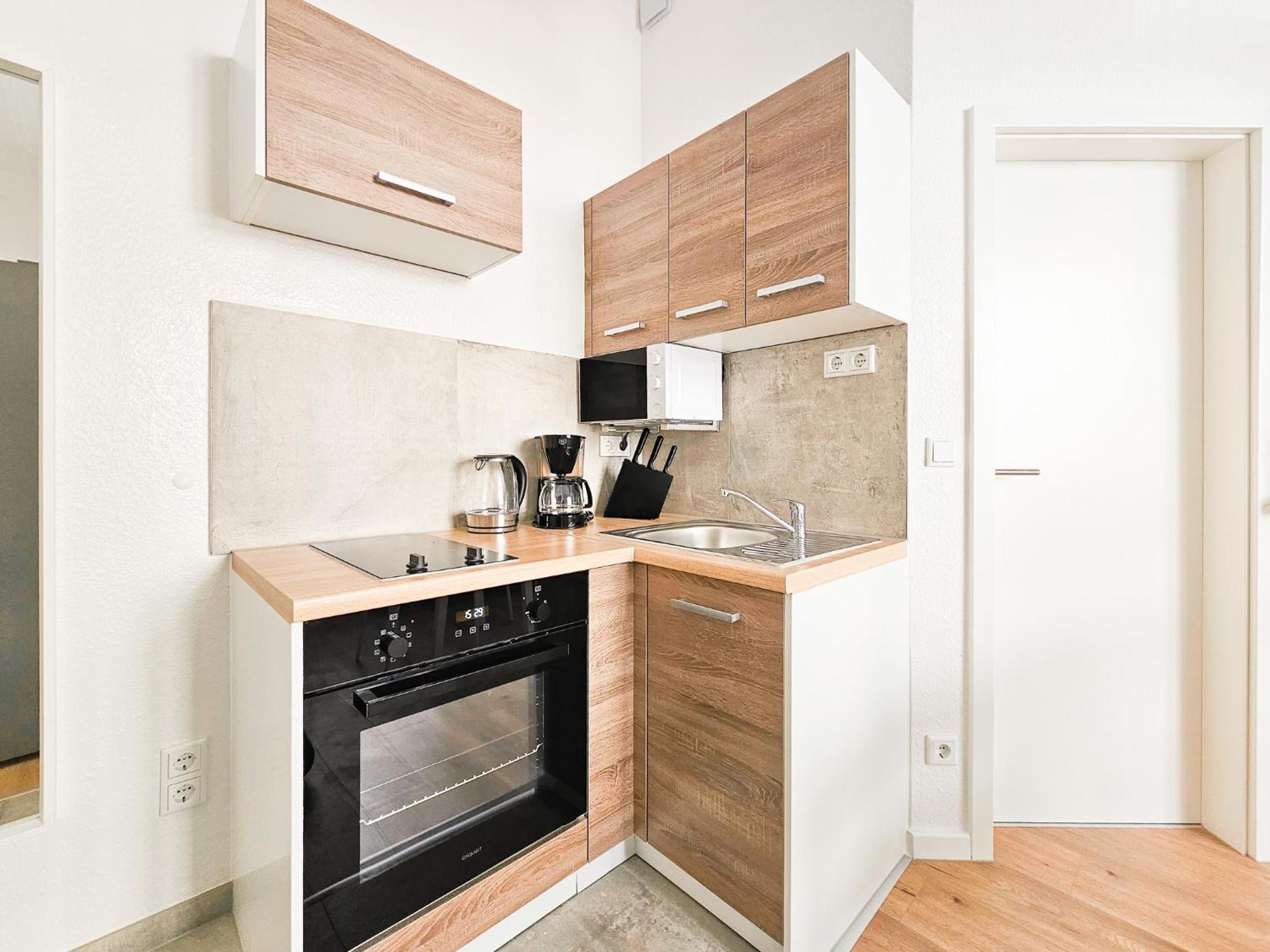 Raj Living - Studio Wohnungen - 15 Min Zur Messe Dus Düsseldorf Dış mekan fotoğraf